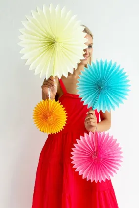 4 Colours Paper Fan