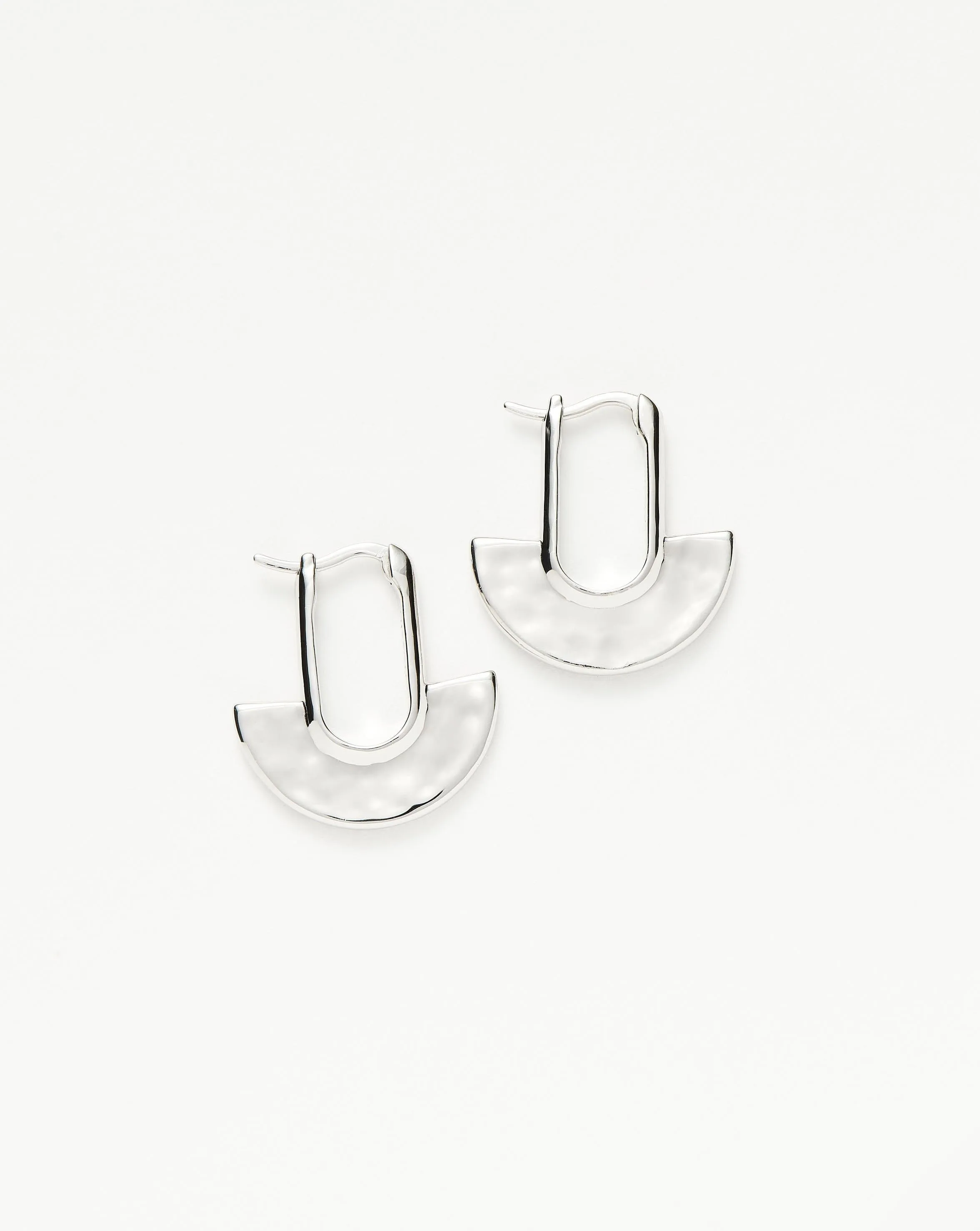 Zenyu Fan Small Hoop Earrings